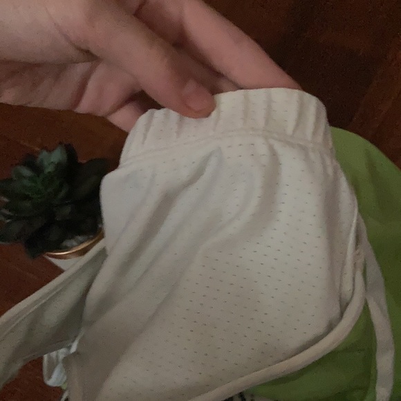 Under Armour Racer Back - Picture 5 of 9